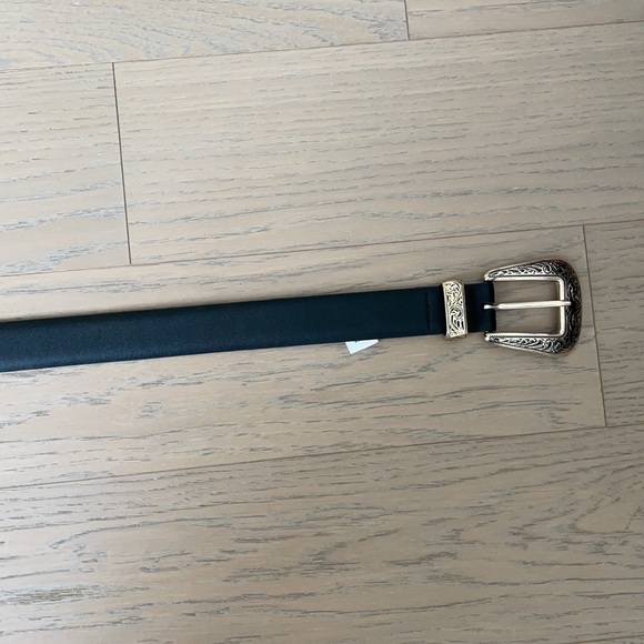 Express gold single buckle western belt - Picture 3 of 4